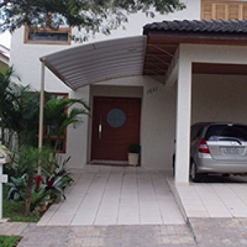 Toldo de Estacionamento em Água Branca