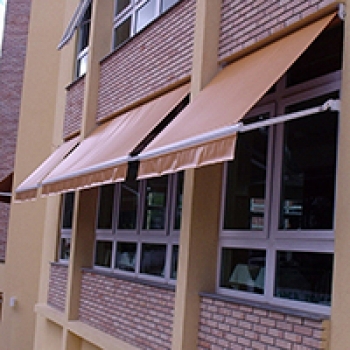 Toldo Retrátil para Comércio no Centro